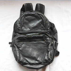 G.H. Bass and Co. NWOT Men’s Black Leather Backpack